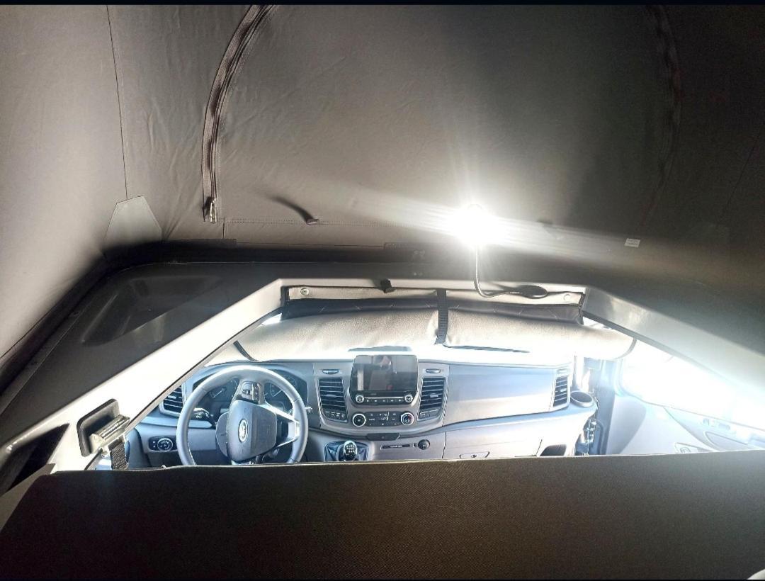 ホテル Ford Transit Custom Camper パルマ・デ・マリョルカ エクステリア 写真